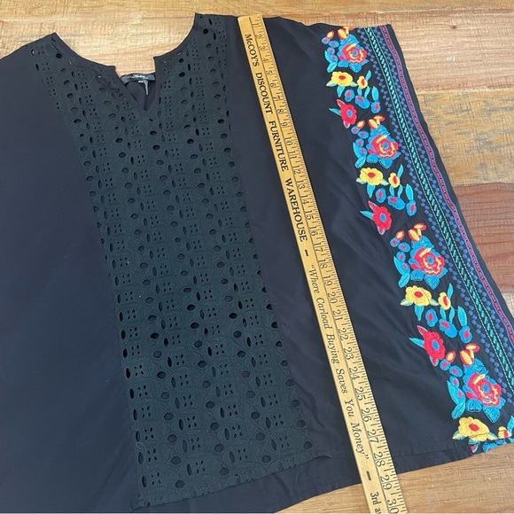 ANDREE women’s size Small Medium black embroidered poncho top boxy boho - Picture 6 of 11